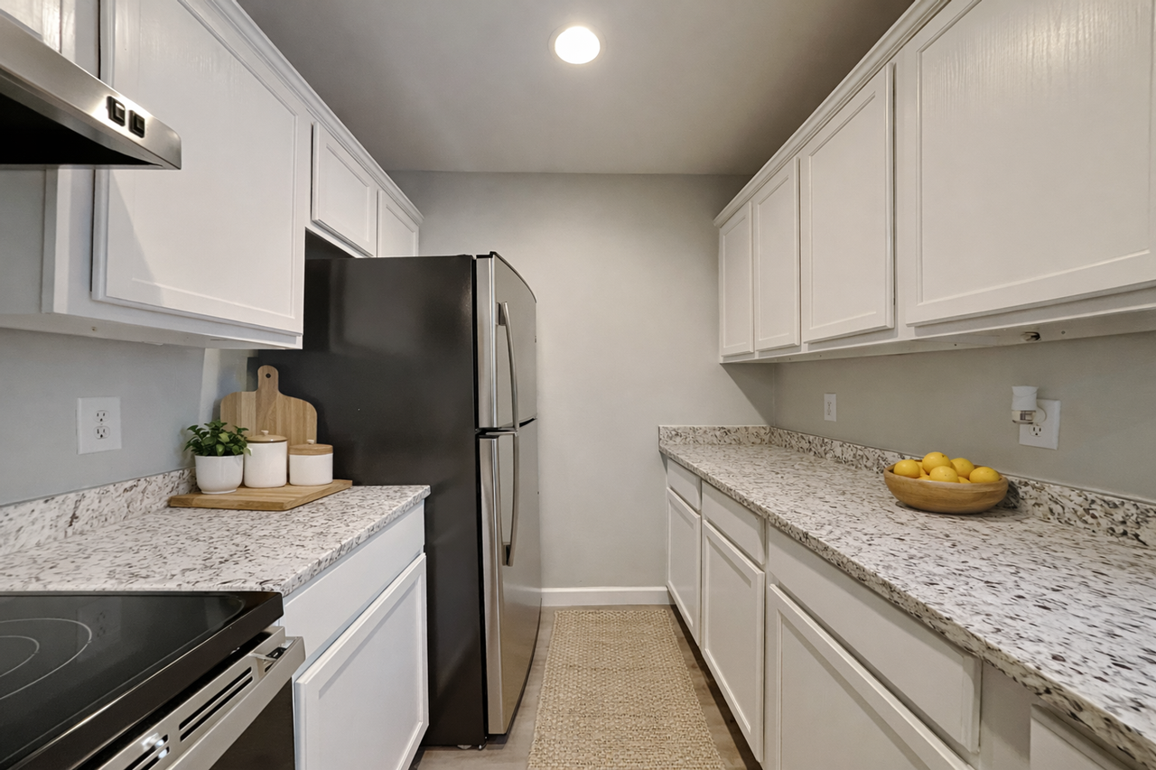 229 Woodgrove St - Photo 3 of 32