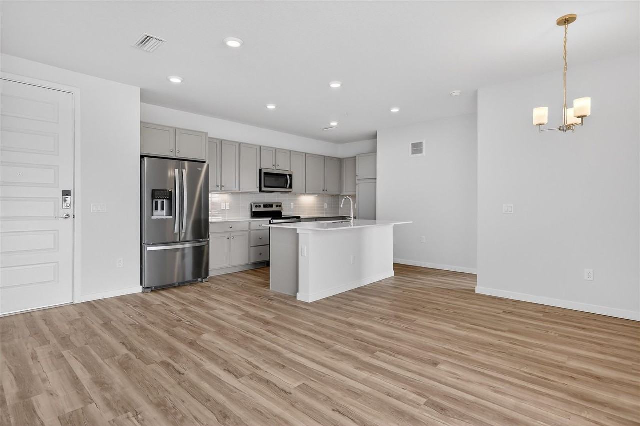 485 Interlocken Blvd #307 - Photo 3 of 27