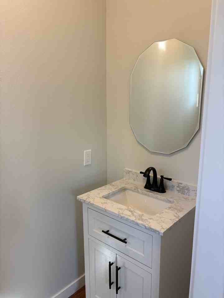 3244 Channel Dr - Photo 6 of 26