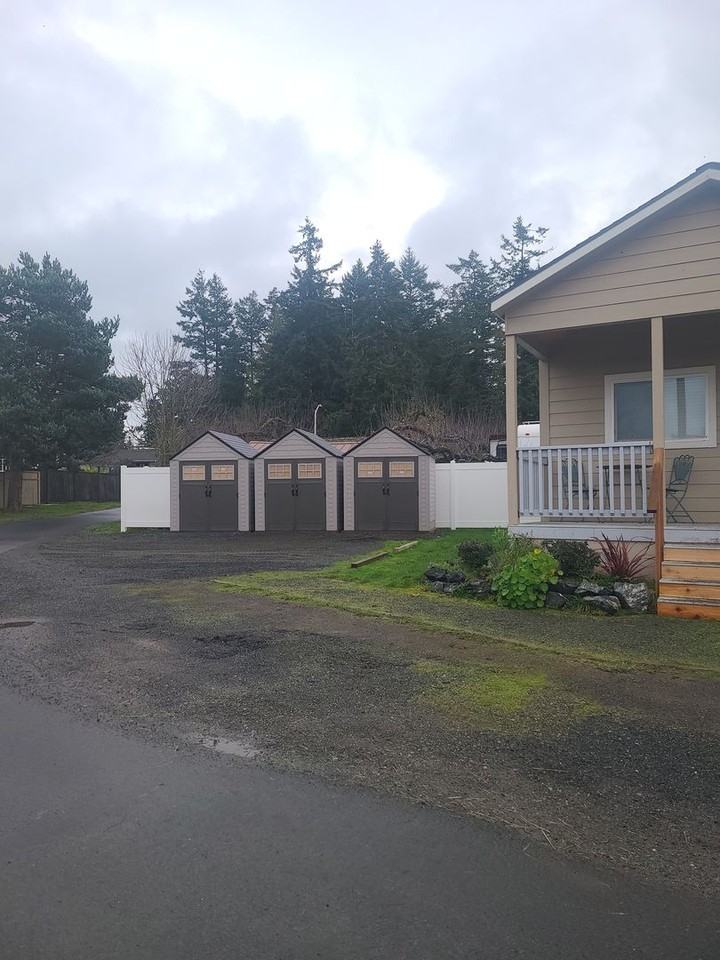 825 Argyle Ave - Photo 7 of 10