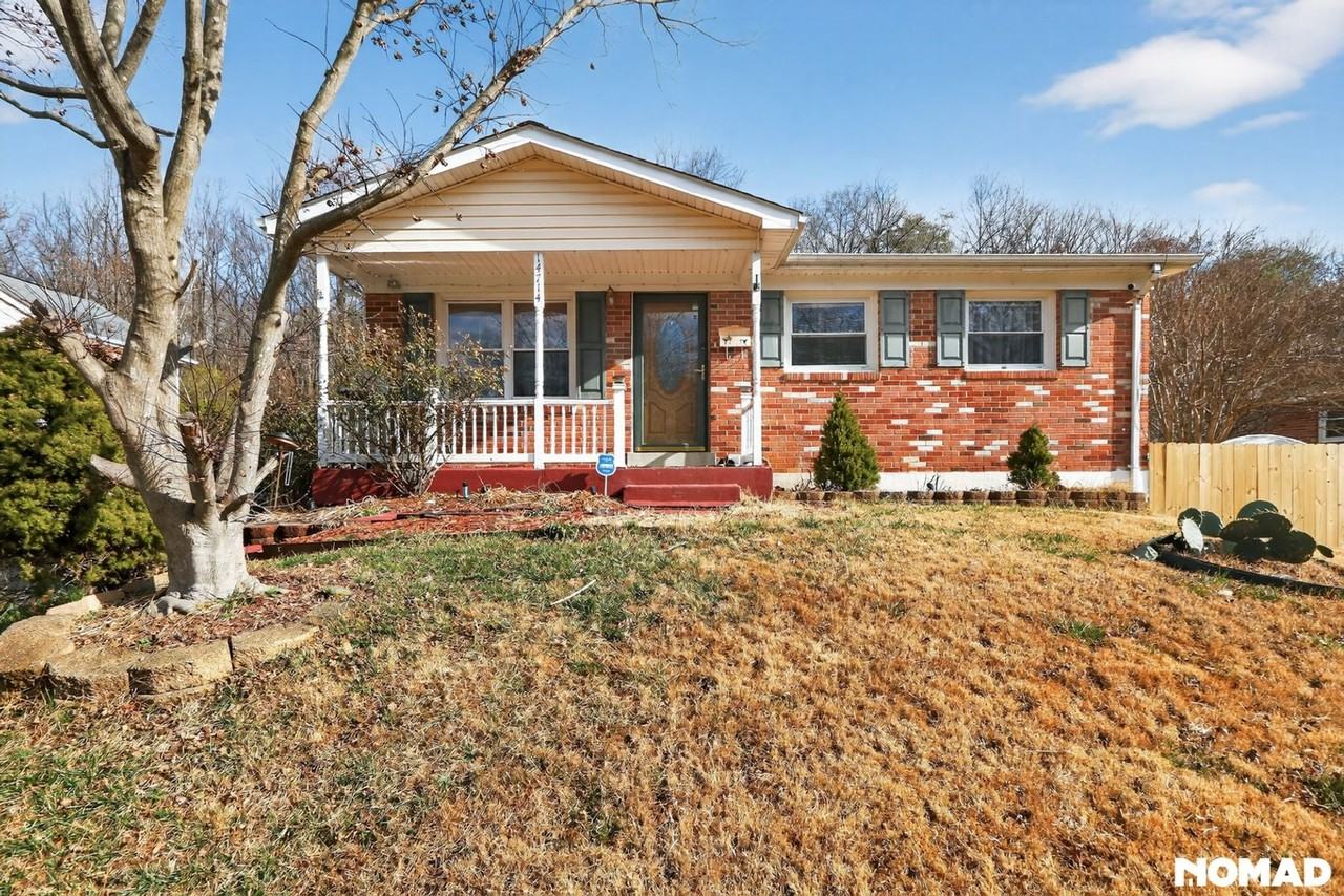 14714 Edgewater Dr - Photo 2 of 18