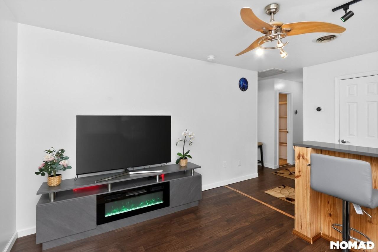 14714 Edgewater Dr - Photo 5 of 18