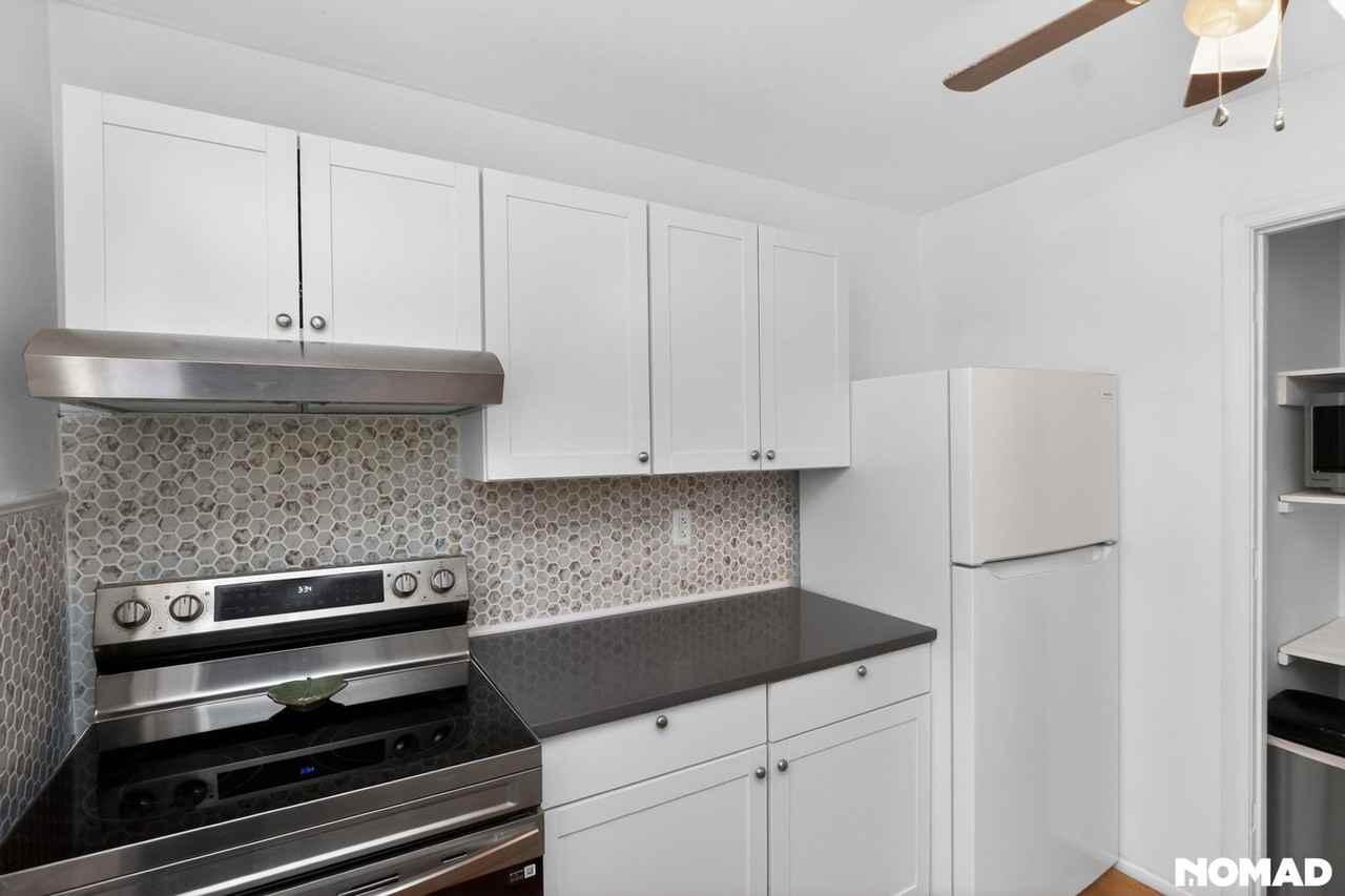 14714 Edgewater Dr - Photo 7 of 18