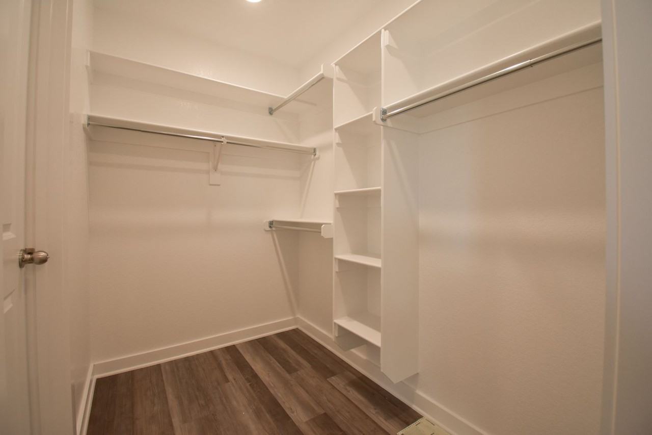 362 N Wyandotte St - Photo 7 of 12