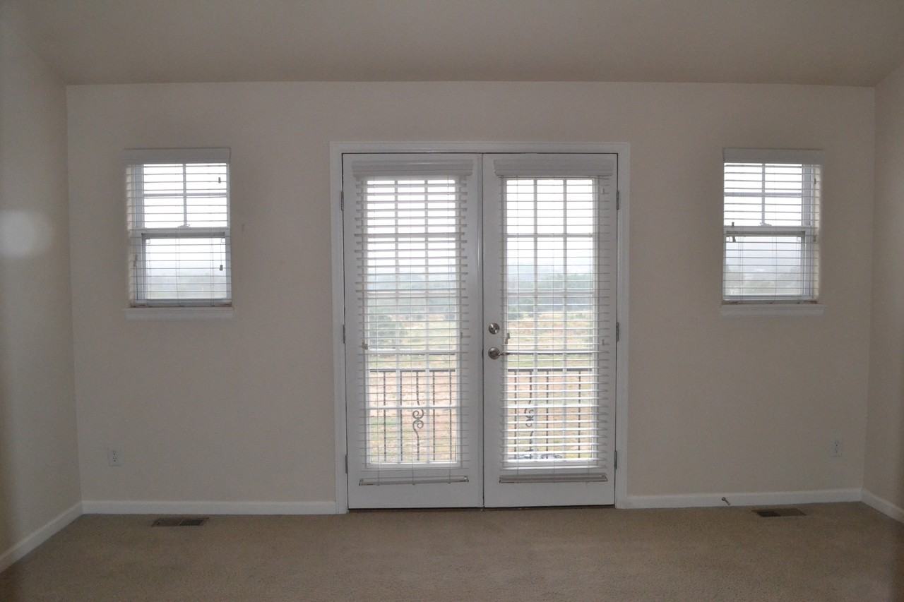 338 E Fountain Blvd - Photo 7 of 10