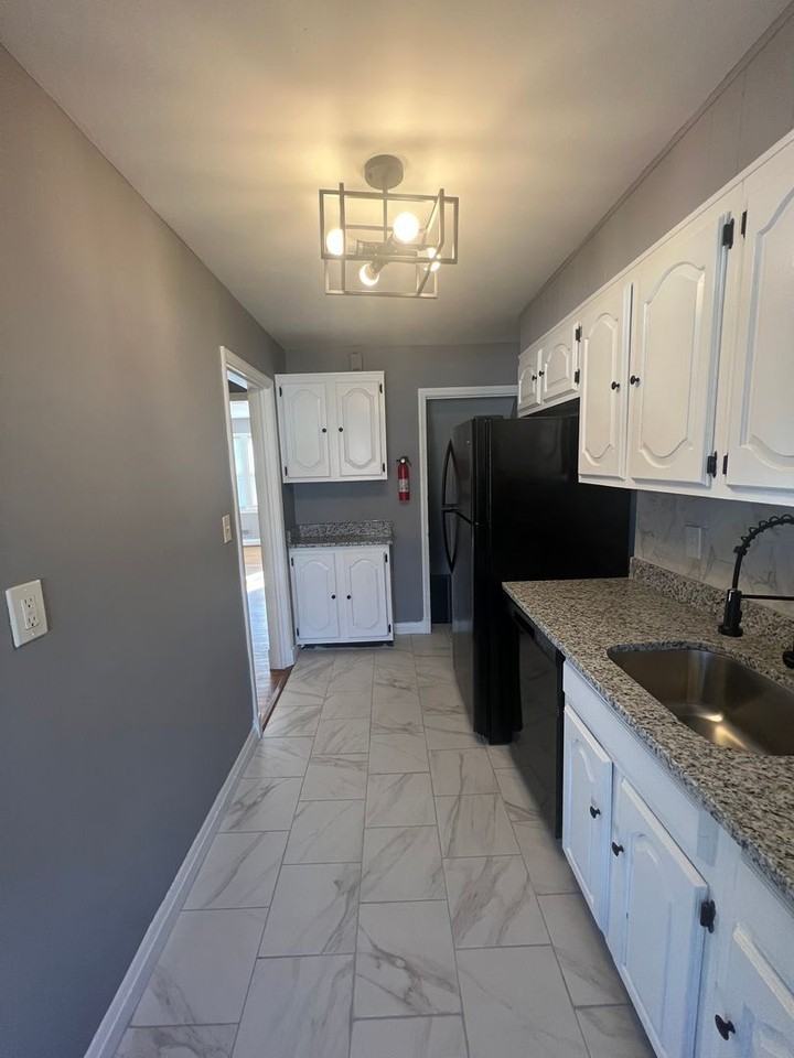 3632 Elmora Ave - Photo 7 of 18