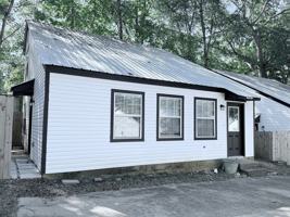 featured image of 1 Woodward Pl