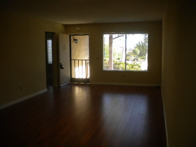 4758 Jasmine St - Photo 4 of 22