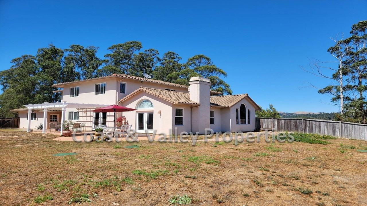 Woodland Heights Ct - Photo 3 of 26