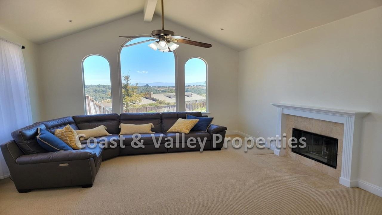 Woodland Heights Ct - Photo 4 of 26