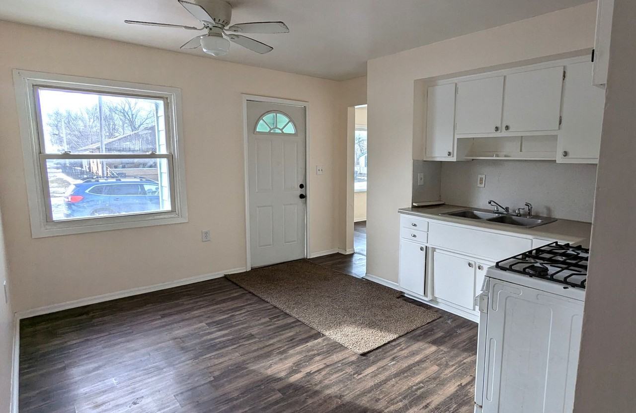 712 Catherine Ave - Photo 3 of 10