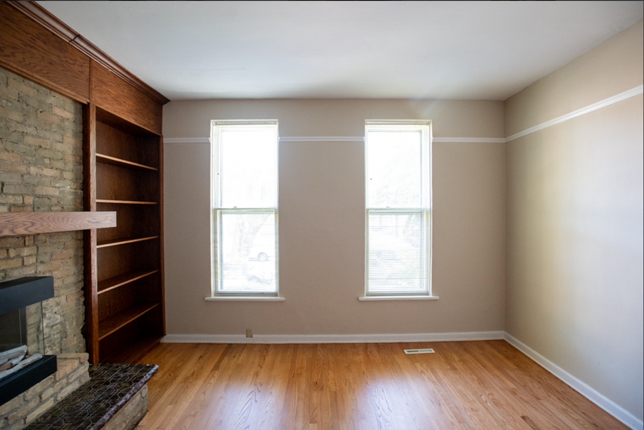 $1595 - 1 BR 1, BA - Brady St - Heat & Electricity Included, Electric Fireplace - 1669 N Humboldt - Photo 5 of 11