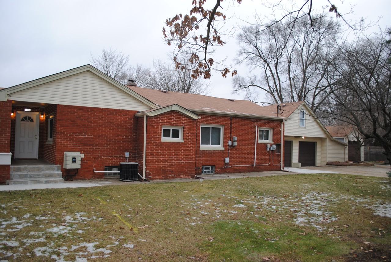 3617 Harrison Ave - Photo 2 of 26