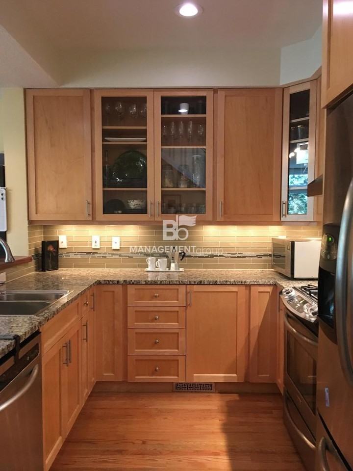 2738 Nw Upshur St - Photo 2 of 16