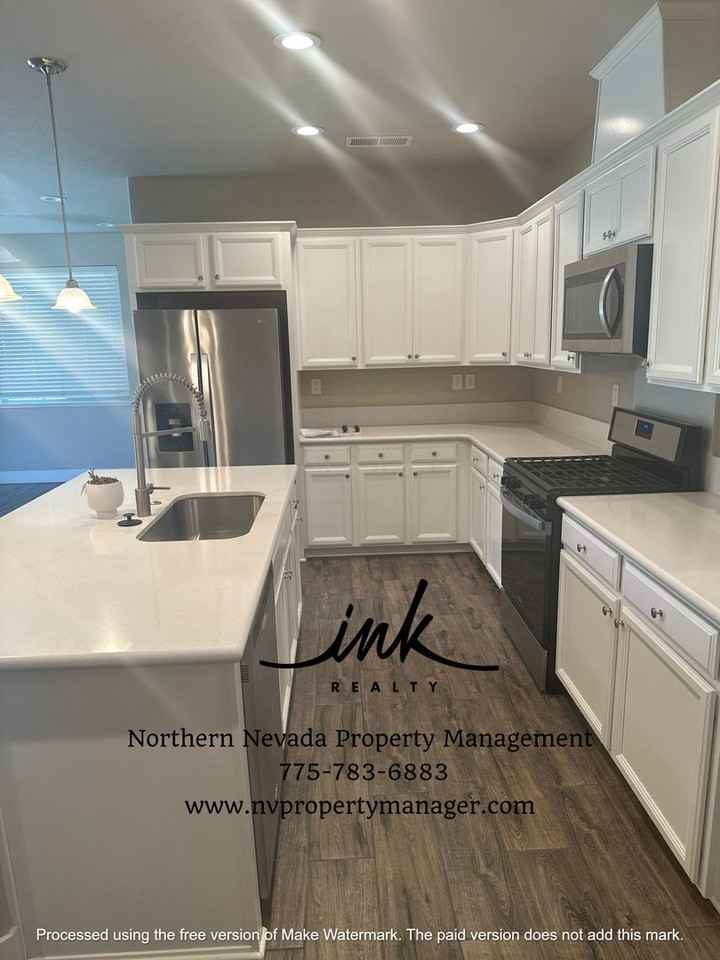 1218 W Cottage Loop - Photo 2 of 15