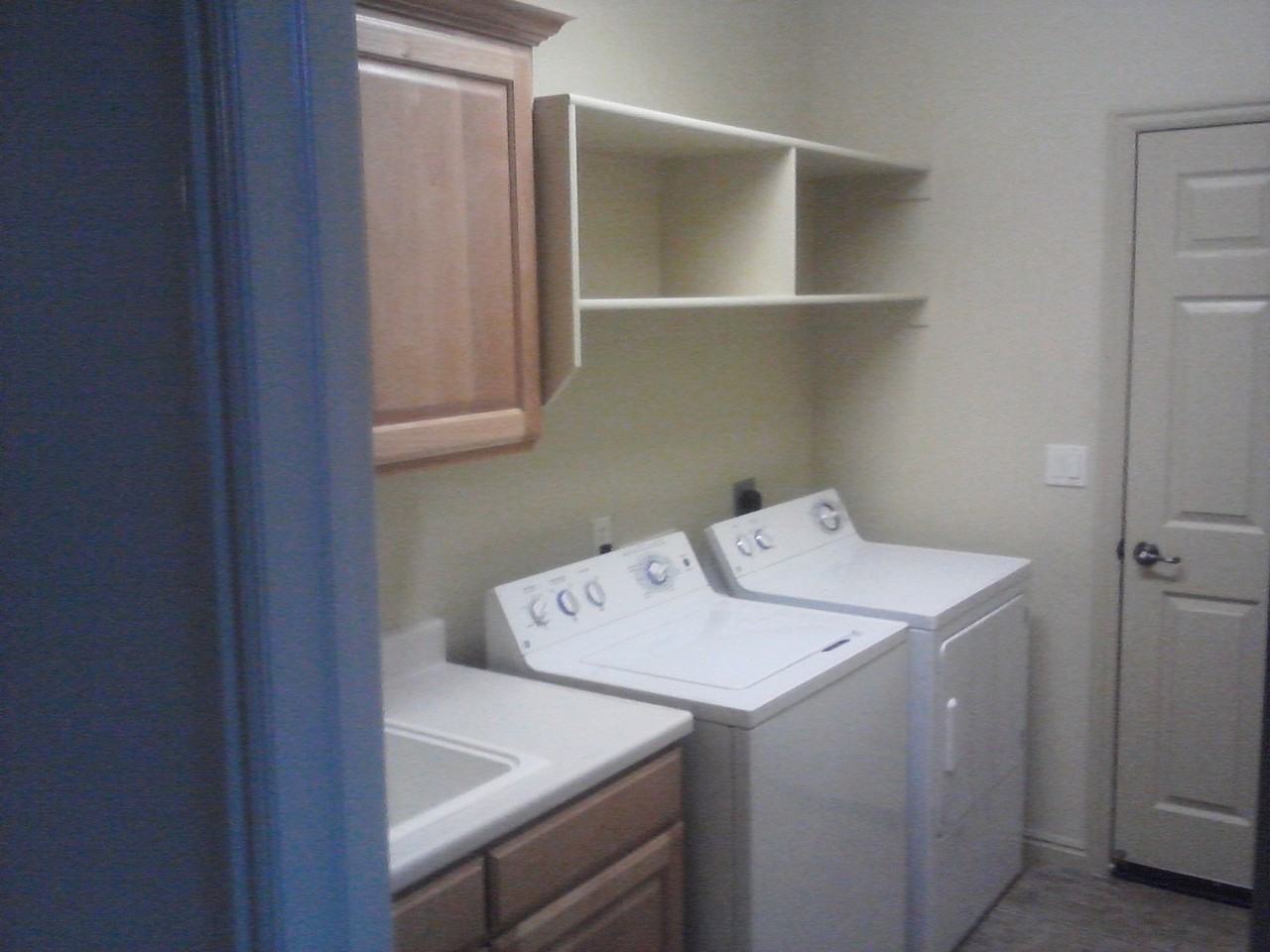 2613 W 510 N - Photo 5 of 13