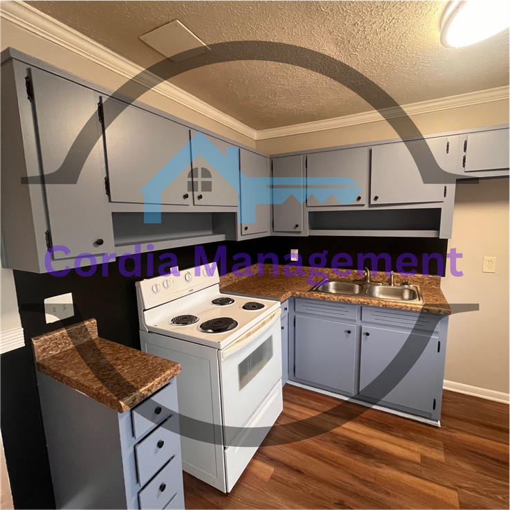 466 Clara Dr - Photo 2 of 11