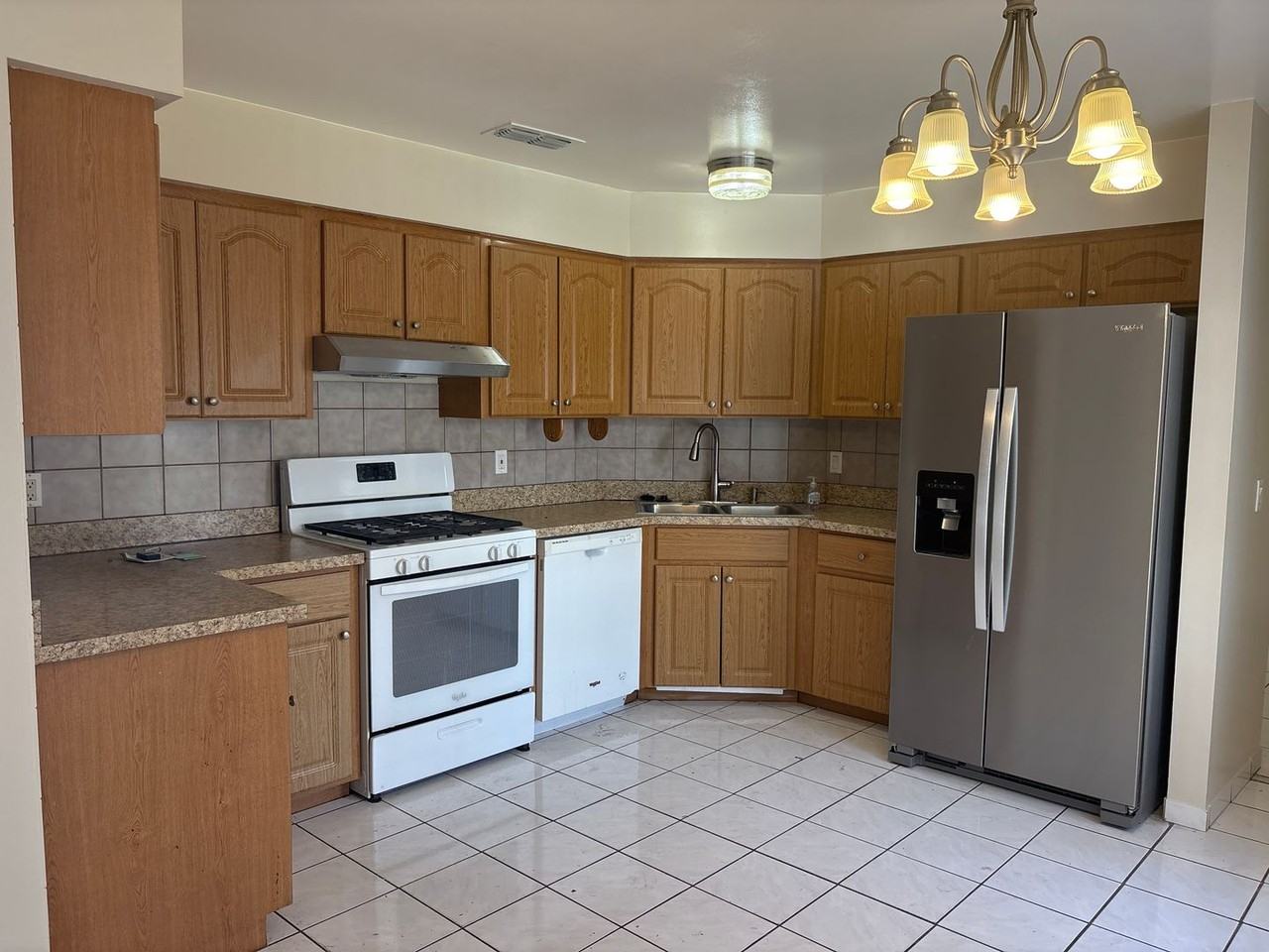 2355 Bay Leaf Dr - Photo 7 of 15