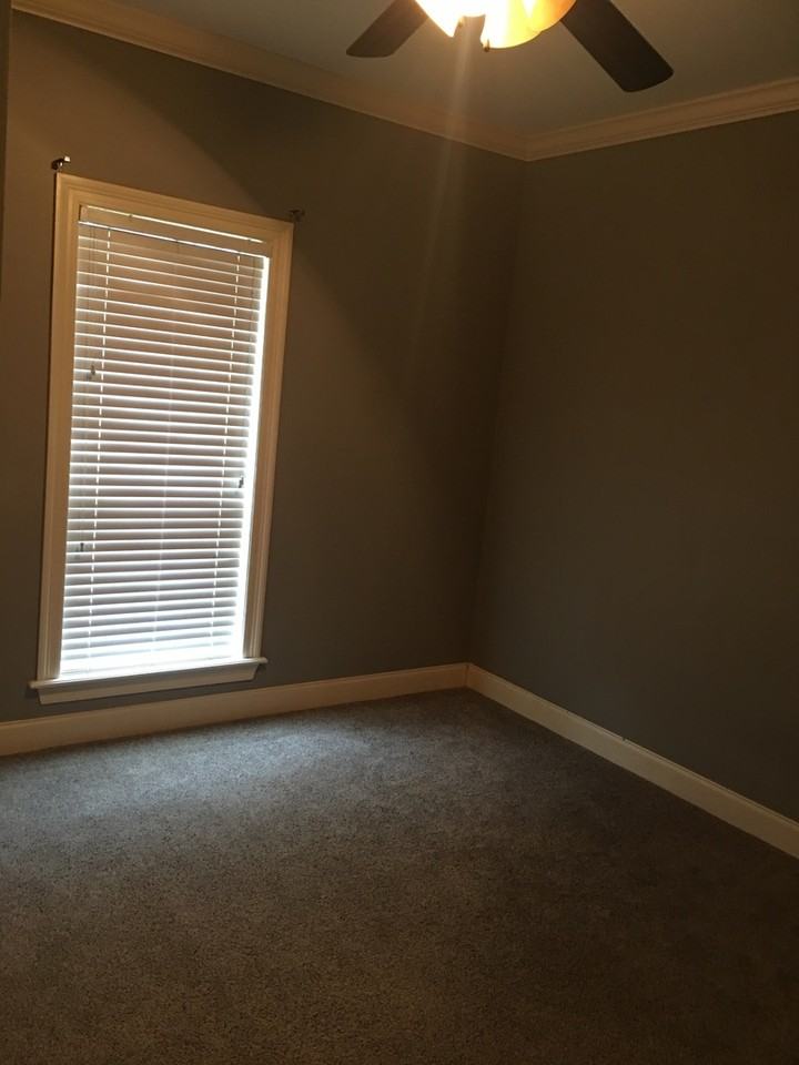 90 Auburn Pl - Photo 7 of 14