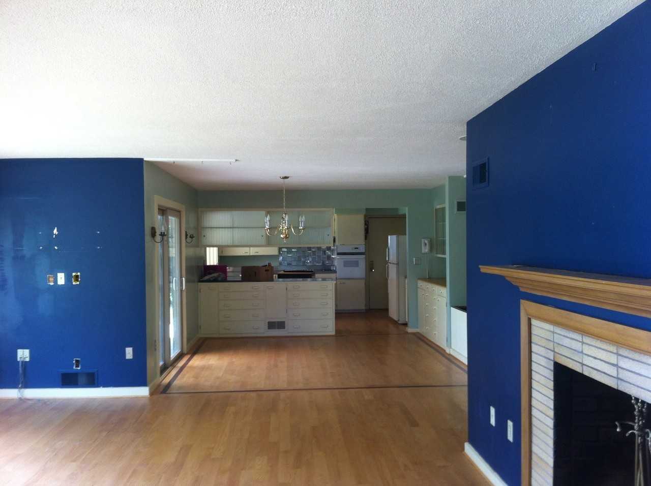 63 Ascutney St - Photo 2 of 13