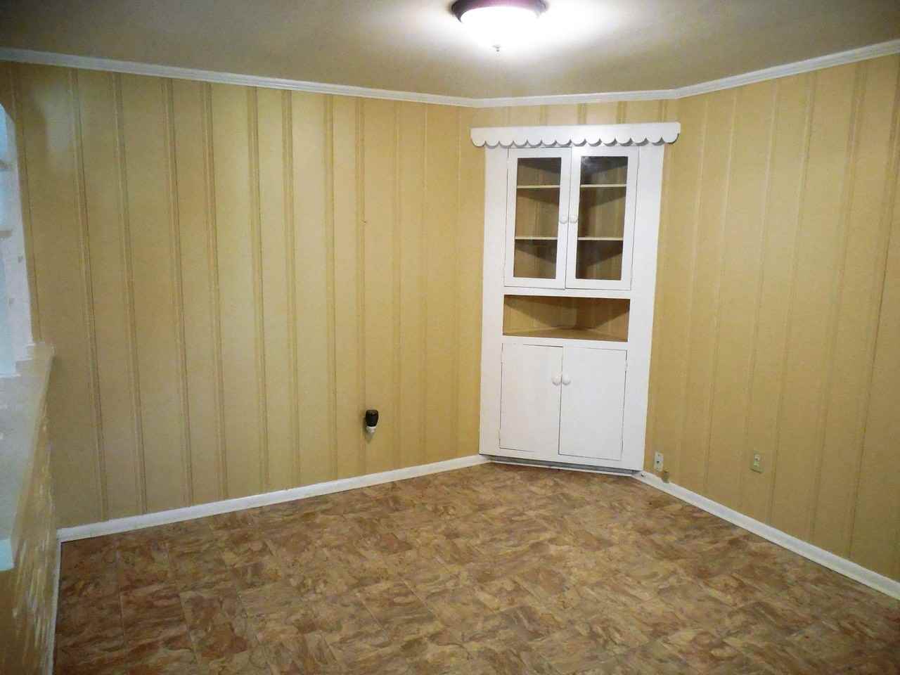 105 Evergreen - Photo 6 of 15