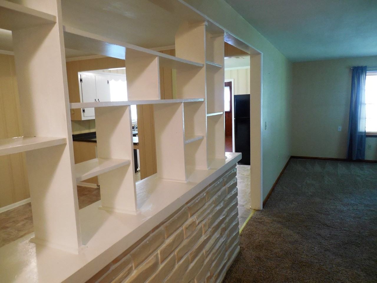 105 Evergreen - Photo 7 of 15