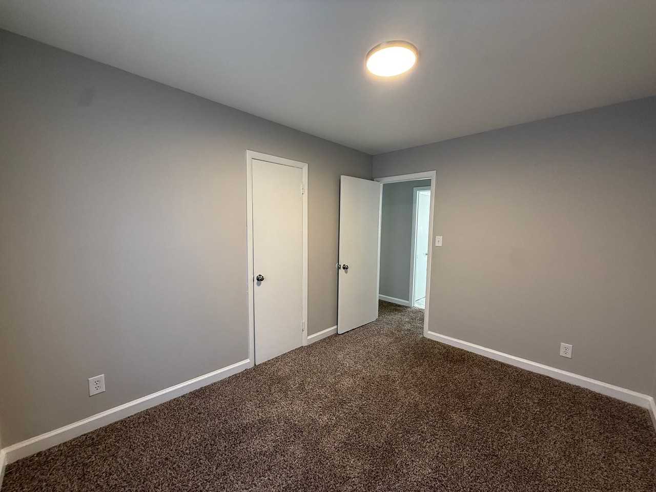 702 Wellons Ave - Photo 5 of 7