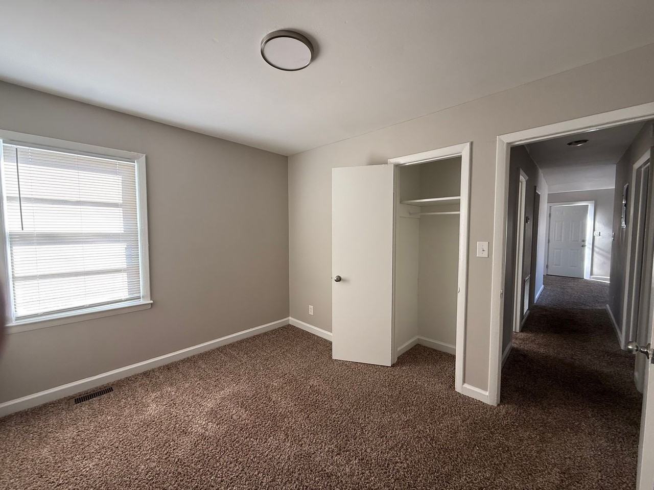 702 Wellons Ave - Photo 7 of 7