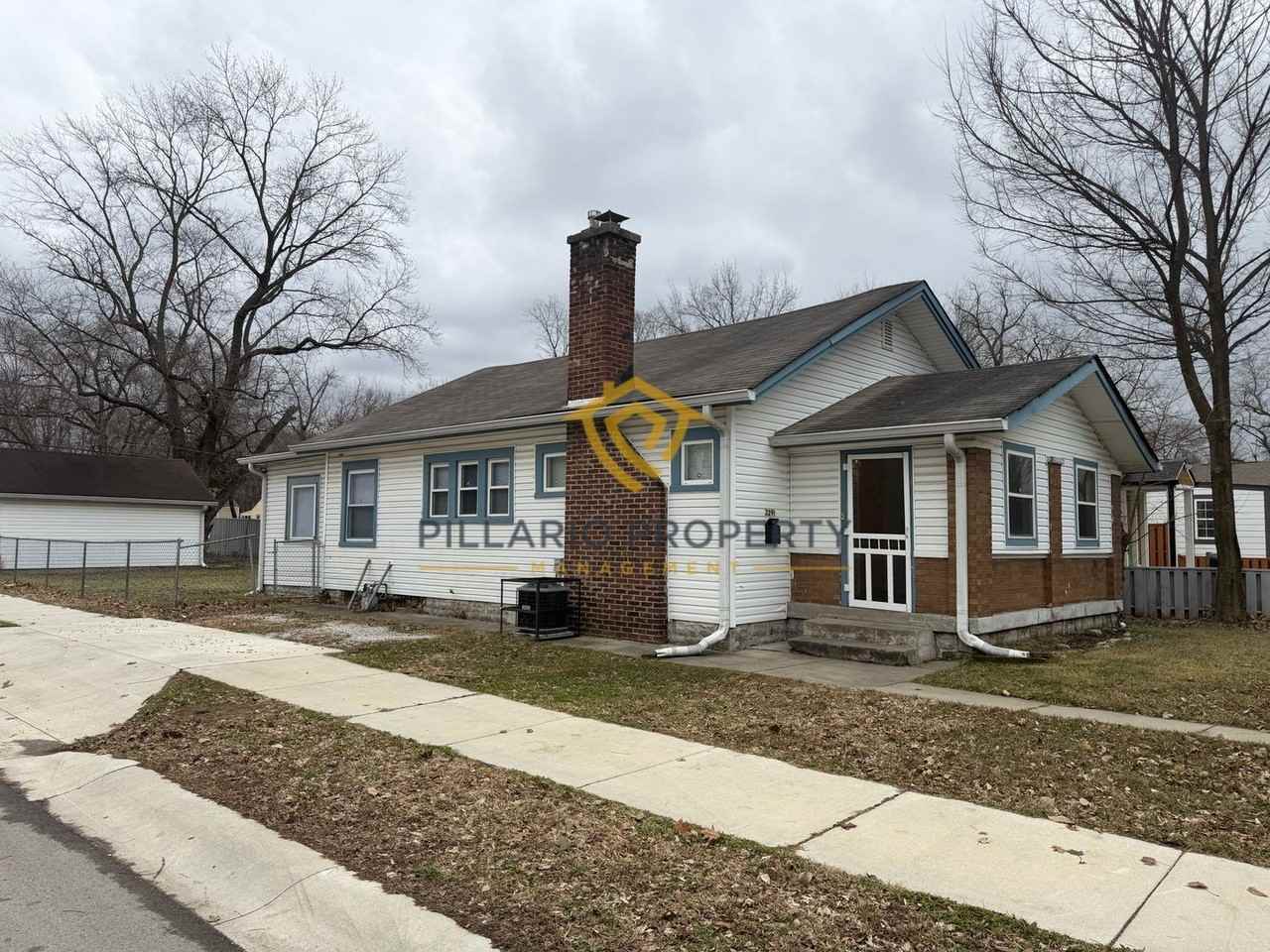 3291 Hovey St - Photo 2 of 12