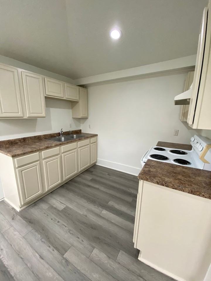 103 Park Ave - Photo 5 of 7