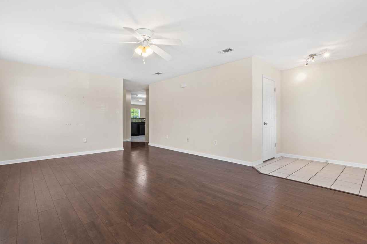 14797 Nassau Dr - Photo 5 of 26