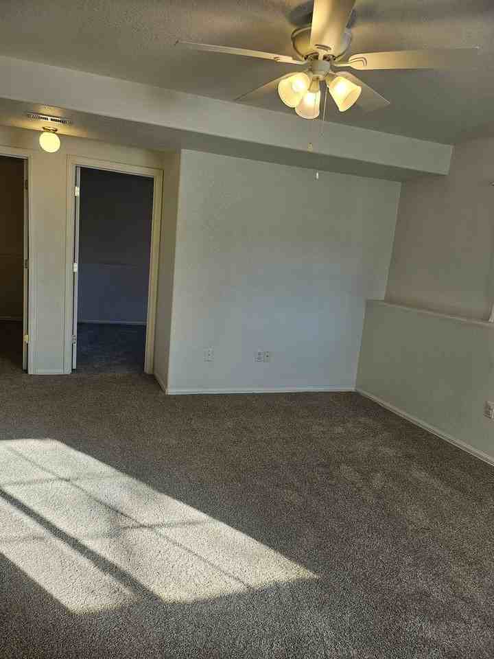 3721 Bobcat Ln - Photo 3 of 27