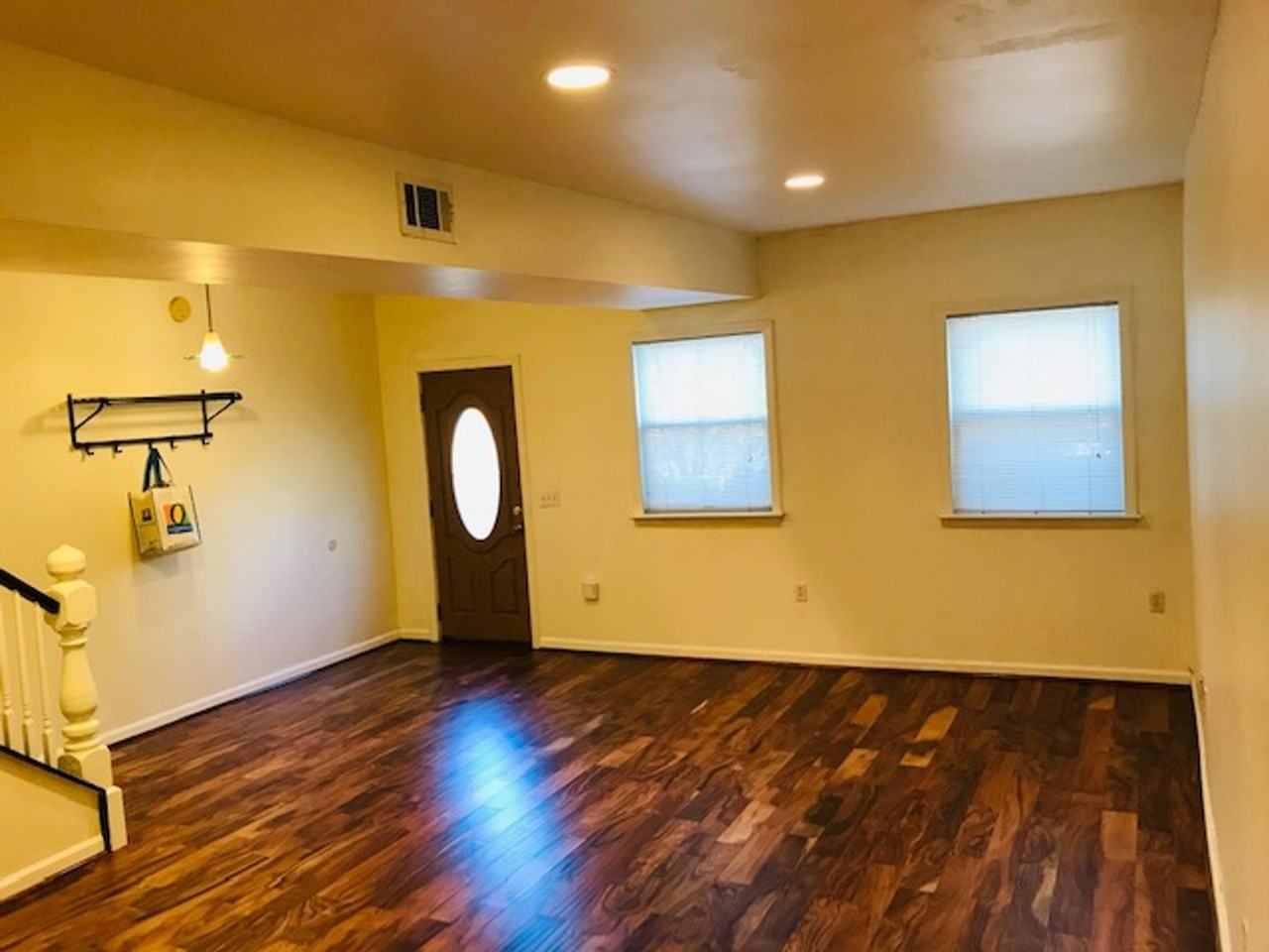 1621 Constitution Ave Ne - Photo 6 of 29