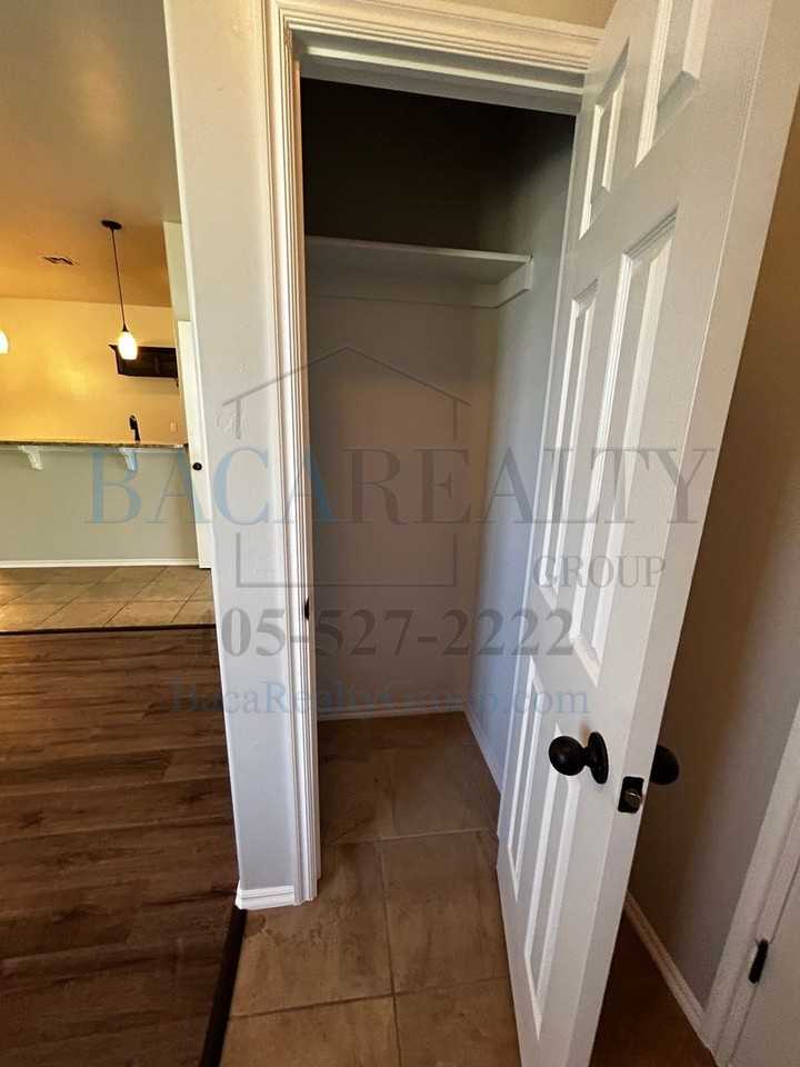 1300A Garden Gate Dr - Photo 6 of 25