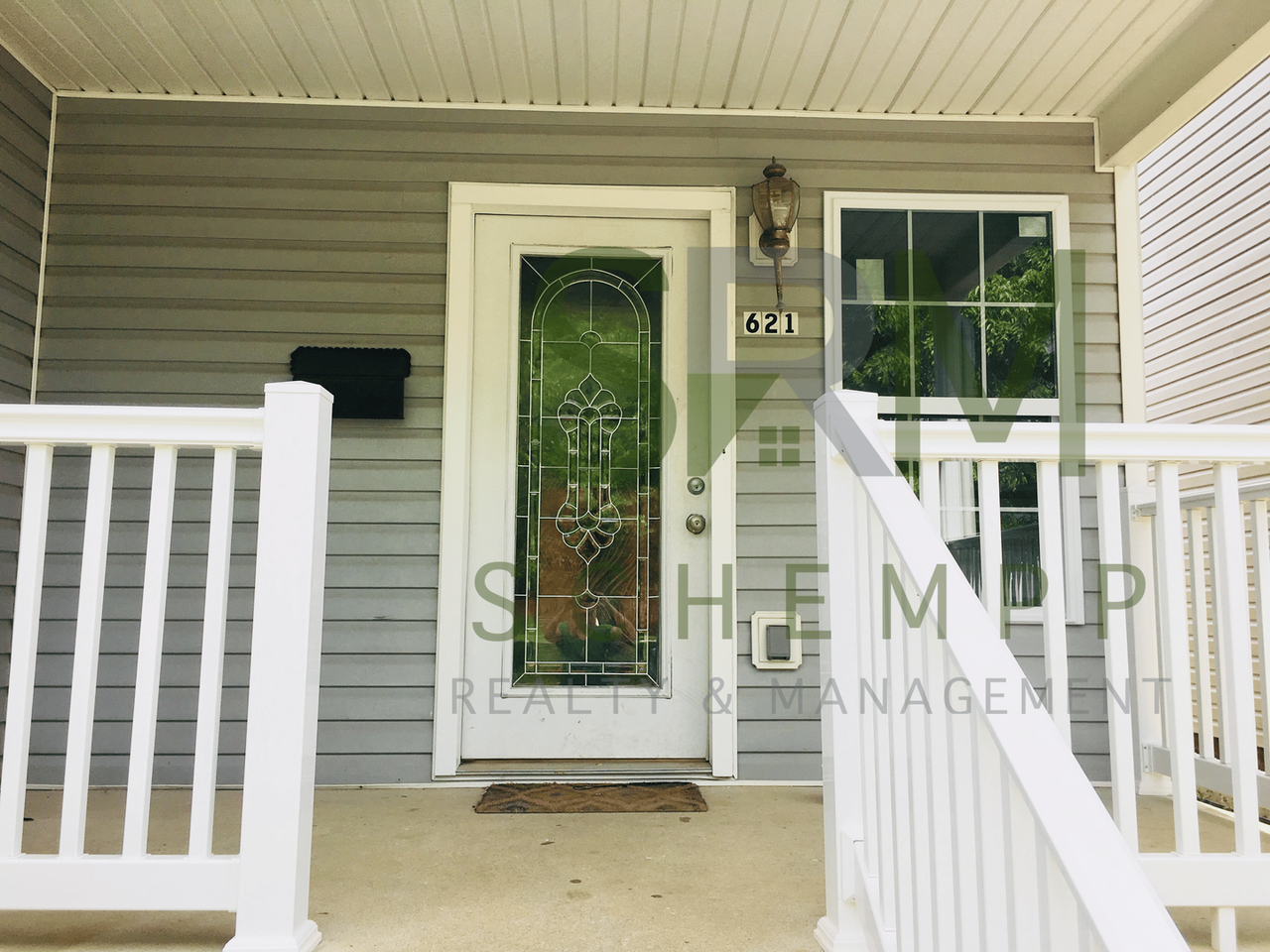 621 S 19th St - Photo 2 of 18