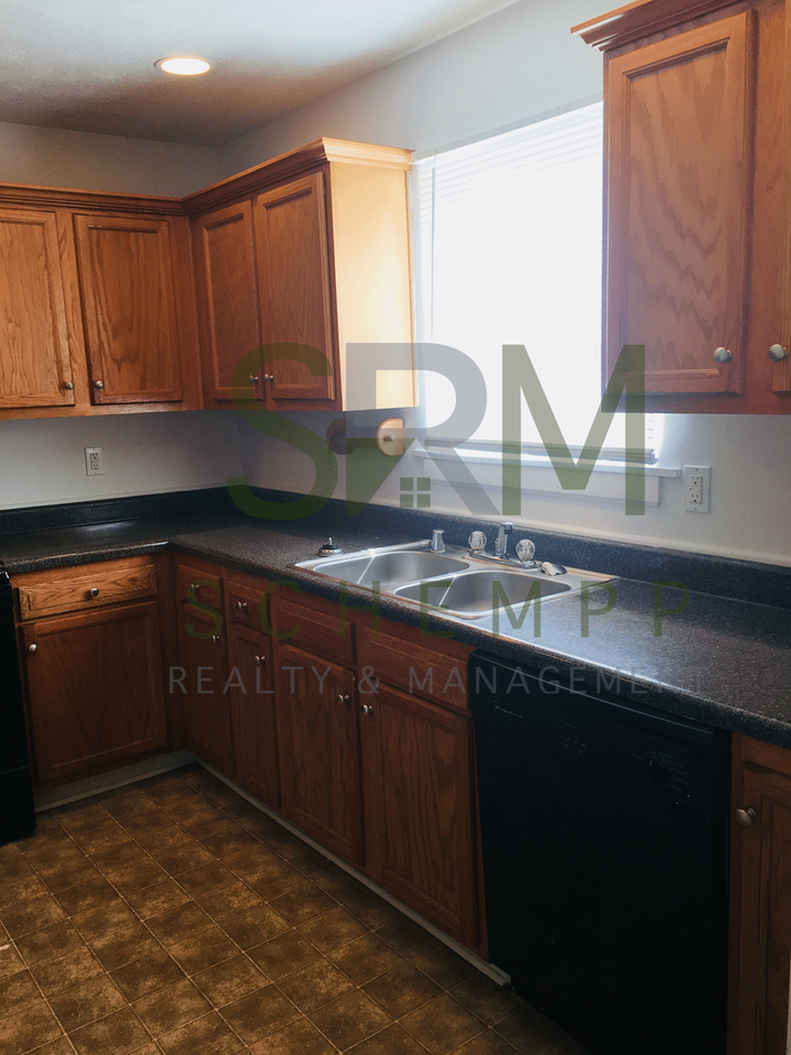 621 S 19th St - Photo 6 of 18