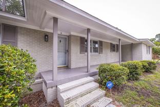 9 Castlewood Dr - Photo 1 of 1