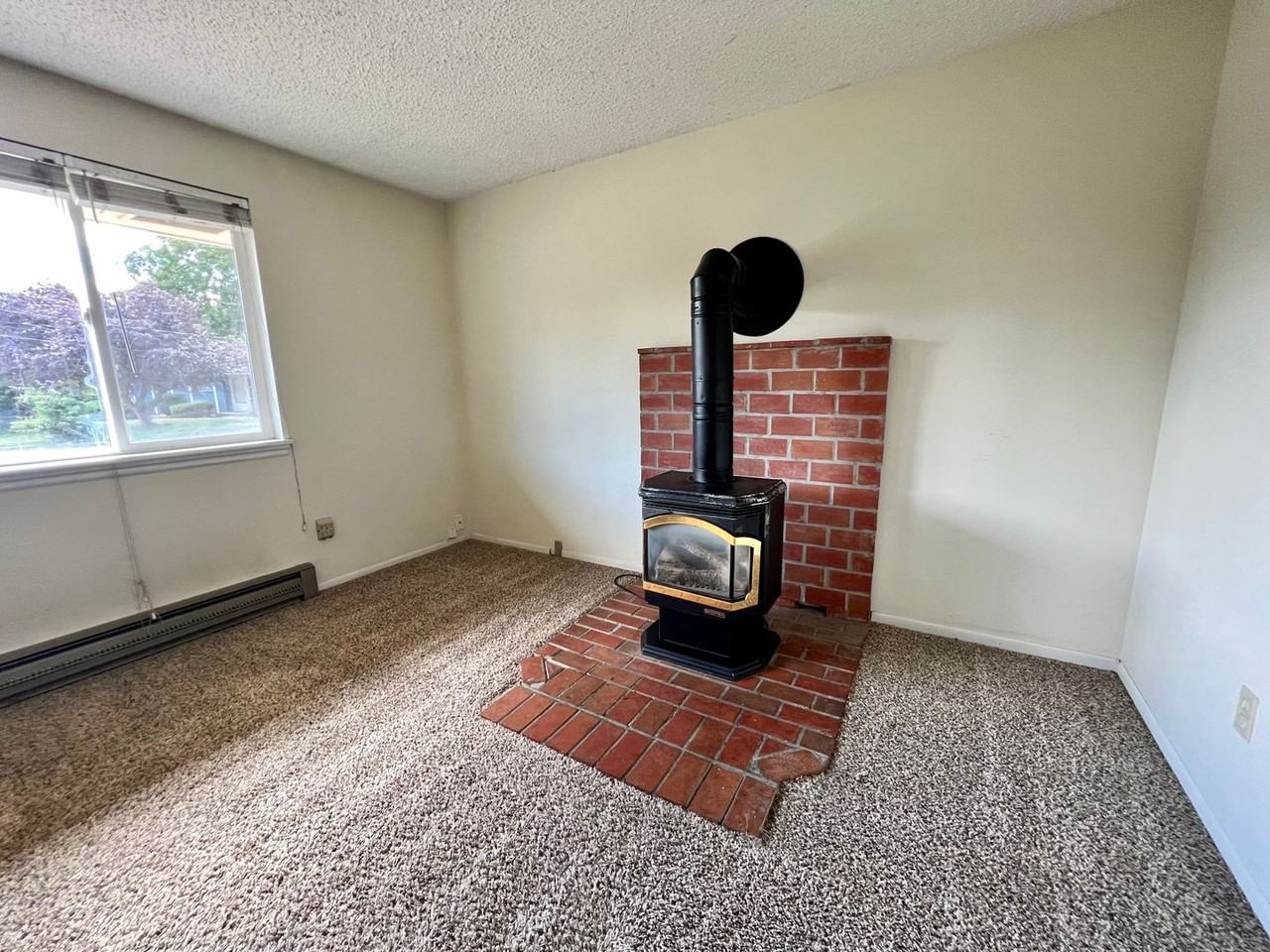 1707 N College Pl - Photo 5 of 32