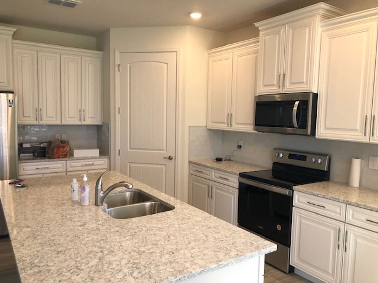 1432 Hopedale Pl - Photo 4 of 13