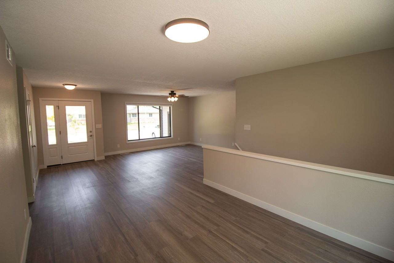 3419 Taft Ave - Photo 6 of 50