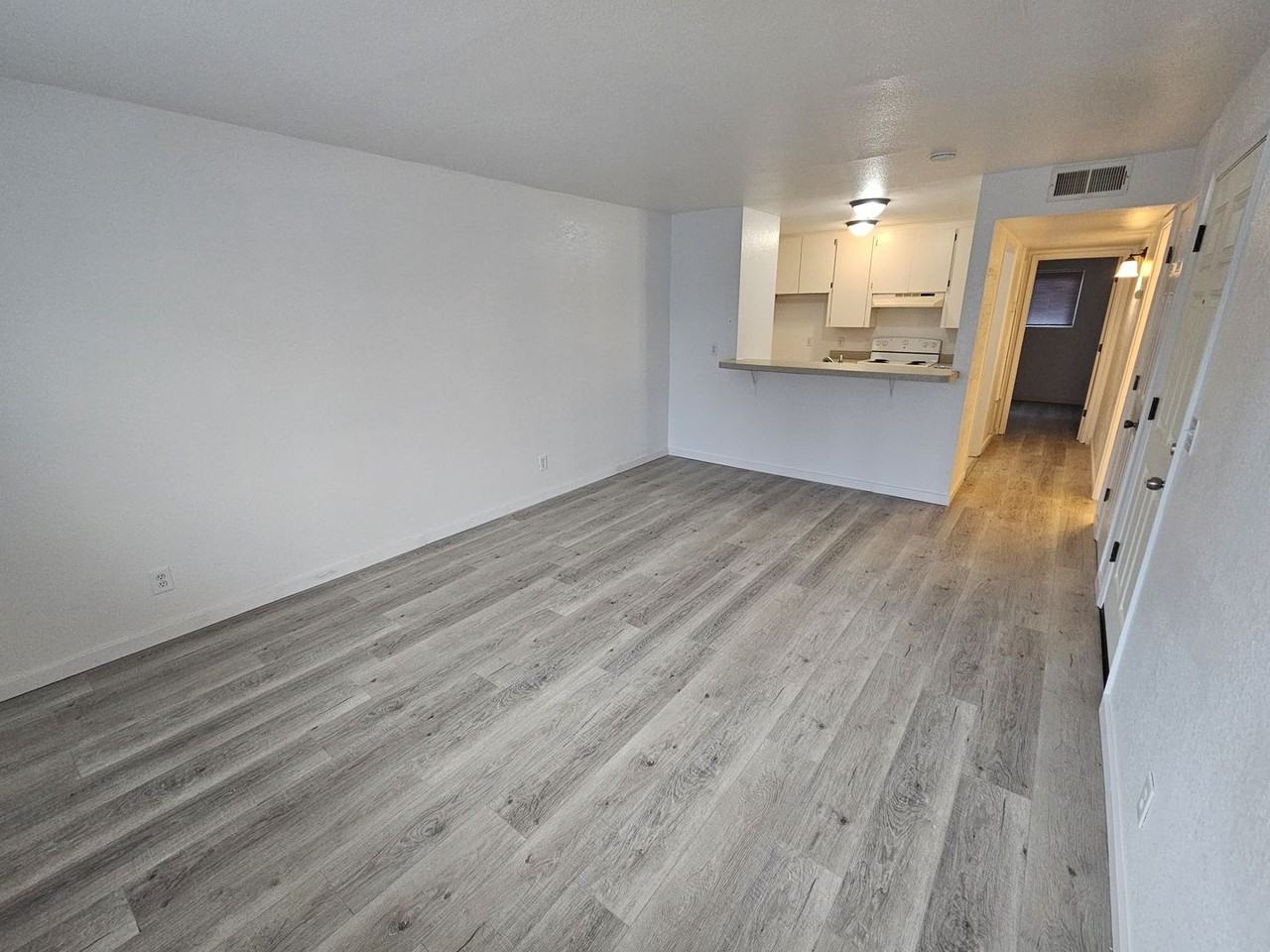 307 Colusa St #A - Photo 2 of 10