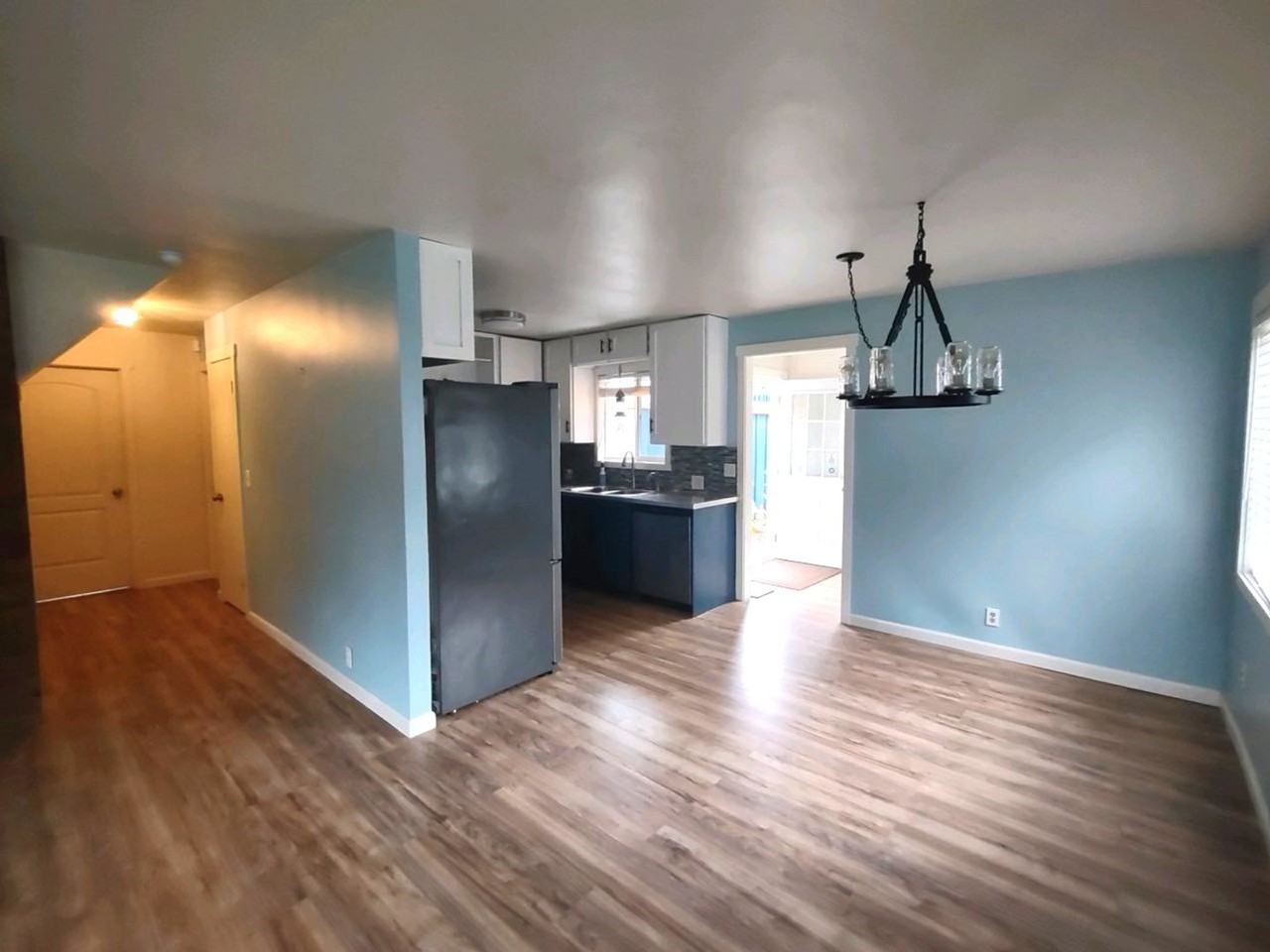 9 9 Lokit St - Photo 2 of 21