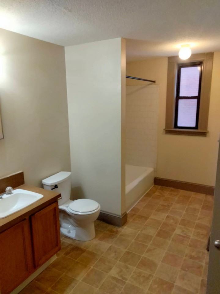 58 Congress St #101 - Photo 4 of 8