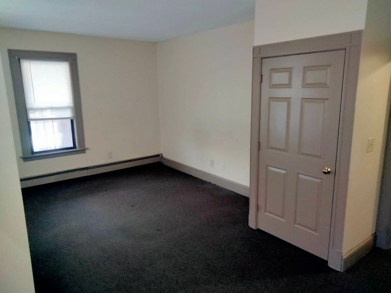 58 Congress St #101 - Photo 5 of 8