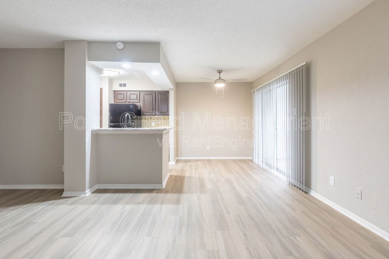 2244 Ridgmar Plz #51 - Photo 2 of 29