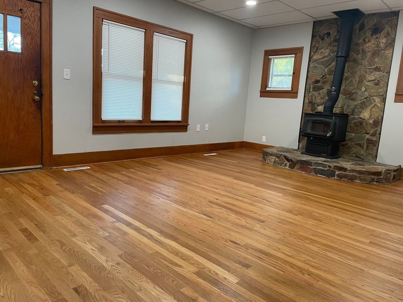 856 N Buffum St - Photo 2 of 11