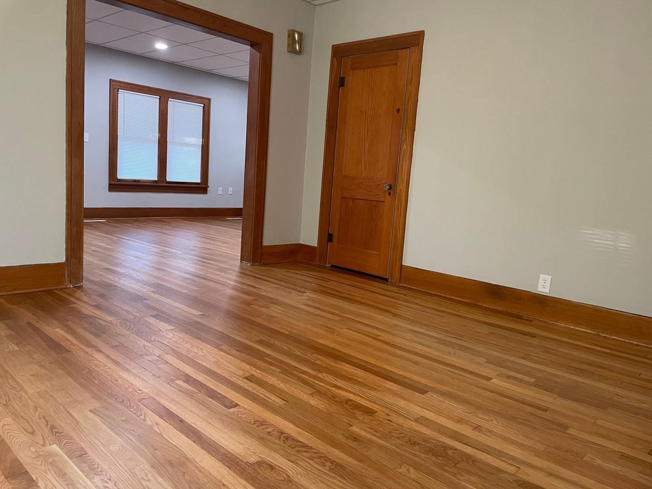 856 N Buffum St - Photo 3 of 11