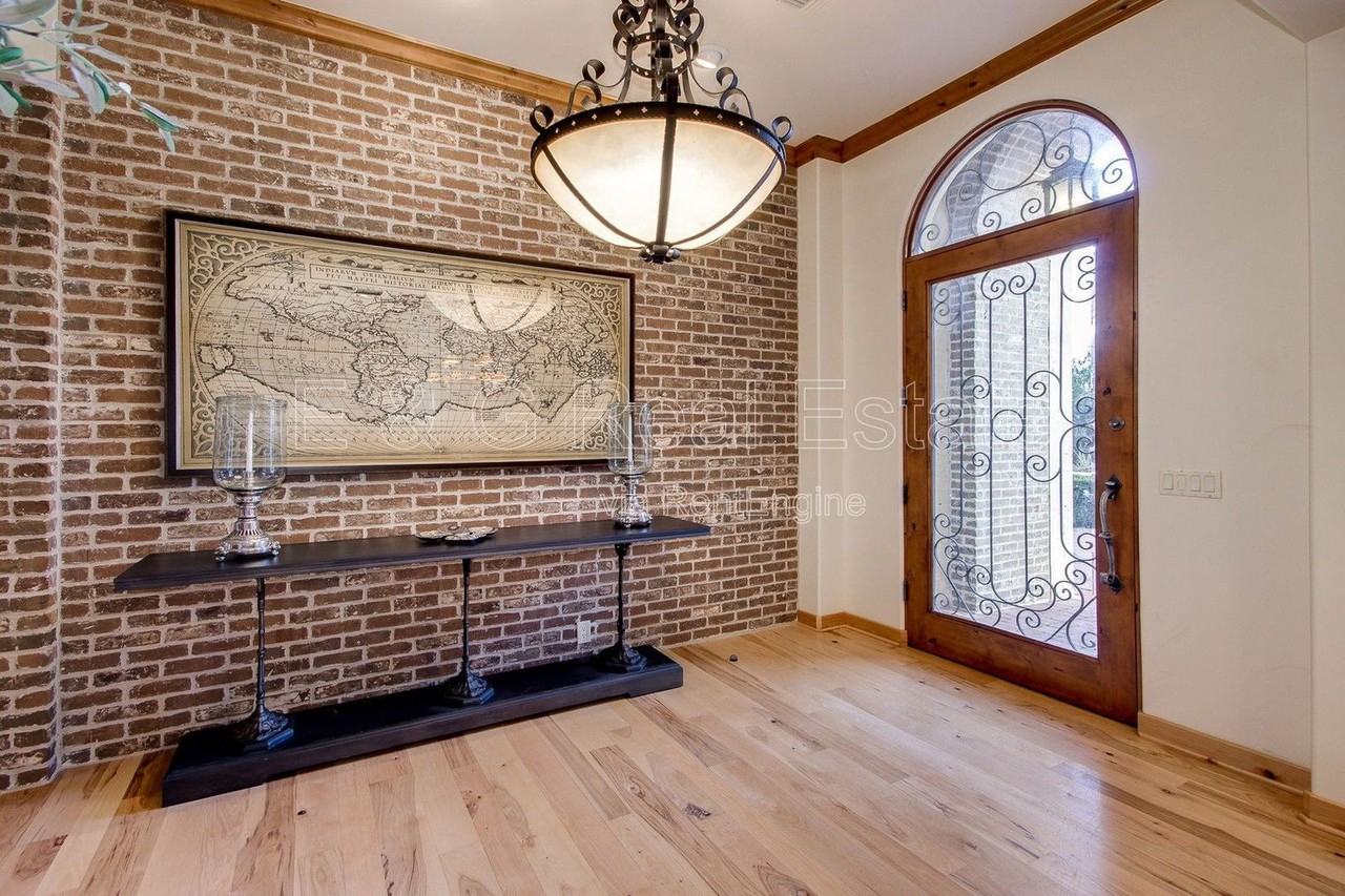 6526 E Exeter Blvd - Photo 3 of 34