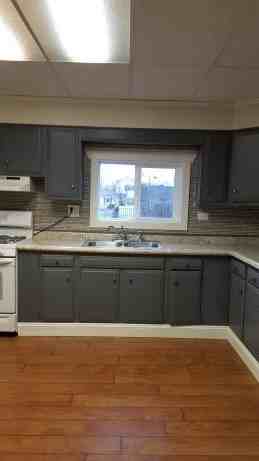 249 Poplar St - Photo 3 of 21