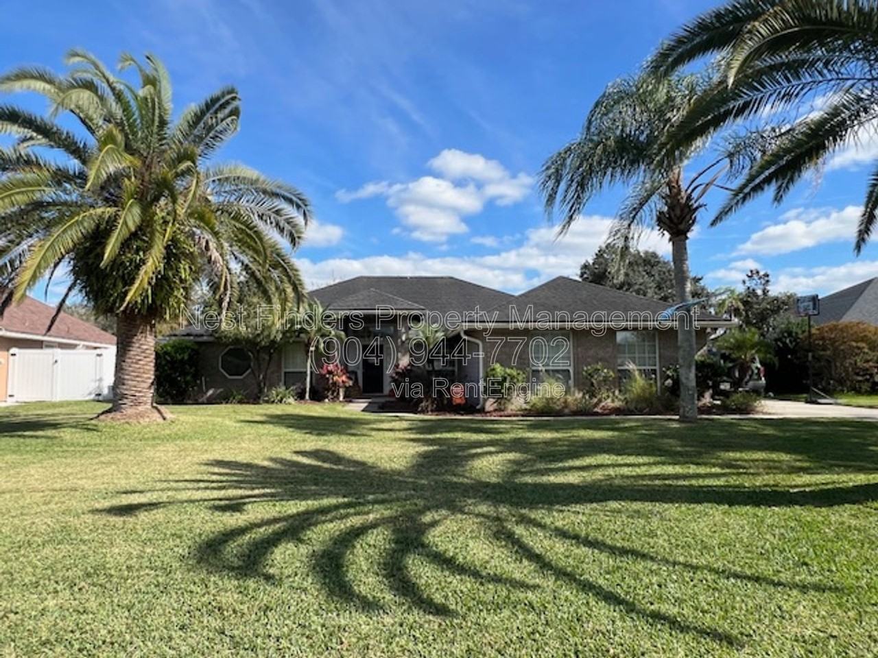 264 Village Green Ave - Photo 3 of 36